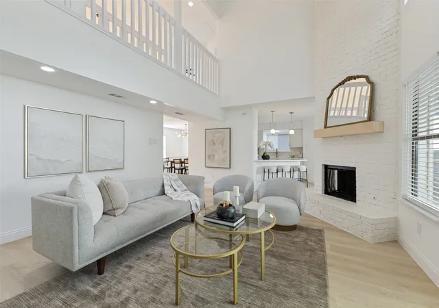 Photo 3 of Single family home for sale at 4721 Fallon Pl, Dallas, TX 75227 | MLS# 21311150 | Listing updated on 2026-08-20