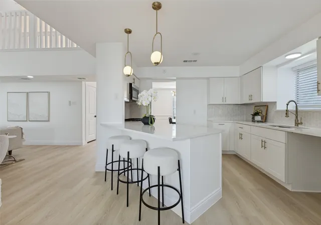 Photo 4 of Single family home for sale at 4721 Fallon Pl, Dallas, TX 75227 | MLS# 21311150 | Listing updated on 2026-08-20
