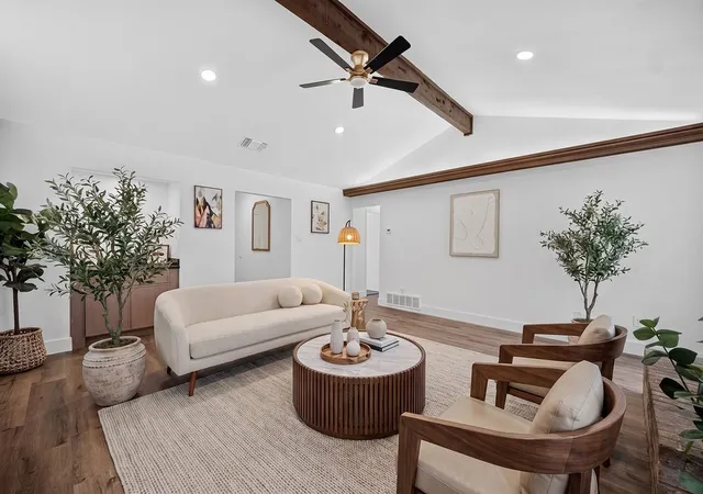 Photo 1 of Single family home for sale at 401 Myrtle Dr, Arlington, TX 76018 | MLS# 21317620 | Listing updated on 2026-07-27