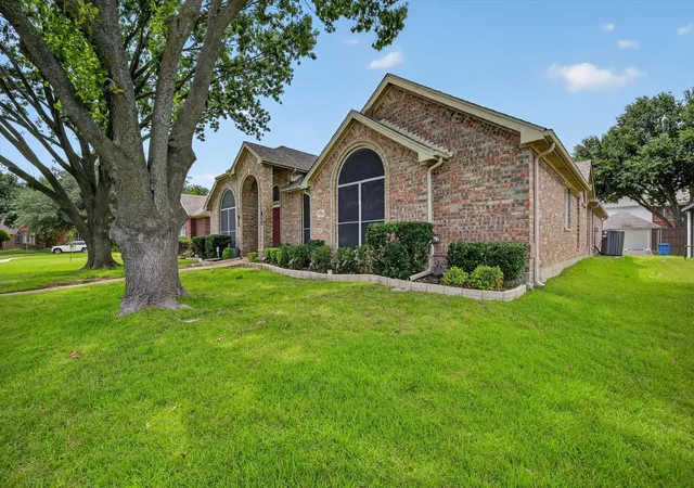 Homes for sale in Frisco, TX | 9906 Ashmont Dr, Frisco, TX 75035 | MLS# 21311074