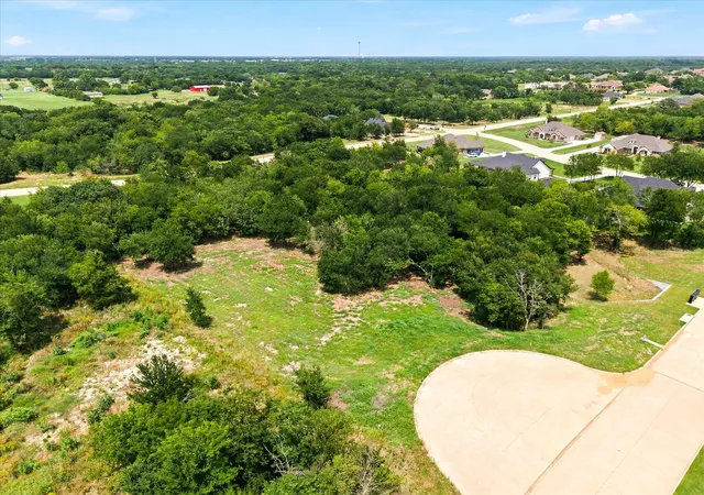 Photo 3 of Sale Pending at 4054 Weeping Oak, Royse City, TX 75189 | MLS# 21317681 | Listing updated on 2026-09-30