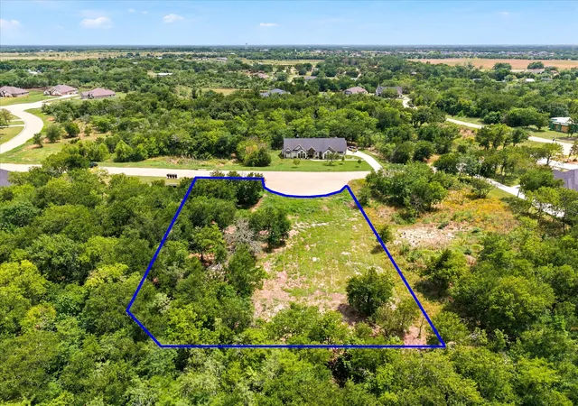 Photo 4 of Sale Pending at 4054 Weeping Oak, Royse City, TX 75189 | MLS# 21317681 | Listing updated on 2026-09-30
