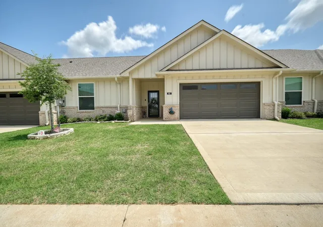 Homes for sale in Tyler, TX | 6111 Hamilton Meadows Wy, Tyler, TX 75703 | MLS# 21317707