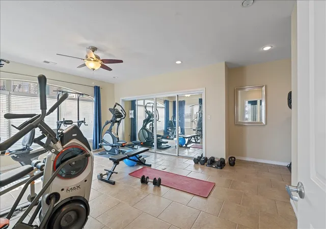Homes for sale in Corsicana, TX | 9900 Northshore Boulevard, Corsicana, TX 75109 | Houzeo