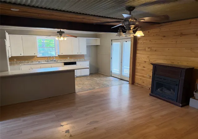 Photo 2 of Single family home for sale at 305 E Pliler Precise Rd, Longview, TX 75605 | MLS# 21317761 | Listing updated on 2026-08-25