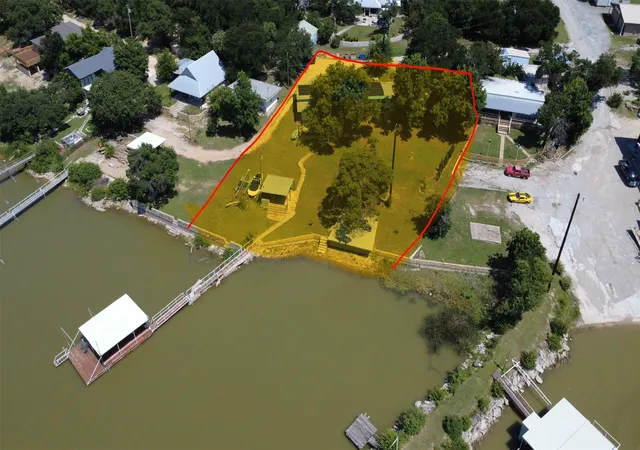 Homes for sale in Brownwood, TX | 103 Lake Bridge Ln, Brownwood, TX 76801 | MLS# 21317764