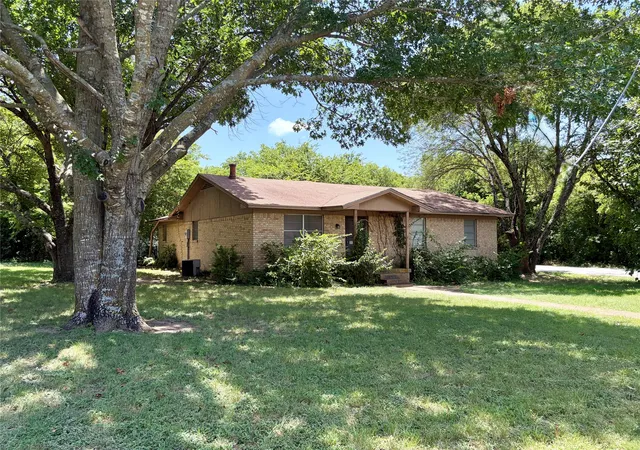 Homes for sale in Red Oak, TX | 223 Sperry Ln, Red Oak, TX 75154 | MLS# 21317771