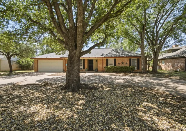 Homes for sale in Abilene, TX | 3409 S Willis St, Abilene, TX 79605 | MLS# 21317767