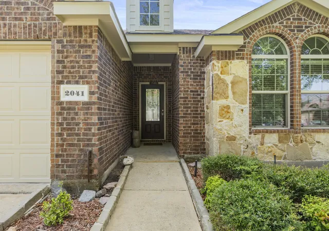 Photo 2 of Single family home for sale at 2041 Shady Glen Trl, Princeton, TX 75407 | MLS# 21316770 | Listing updated on 2026-10-05