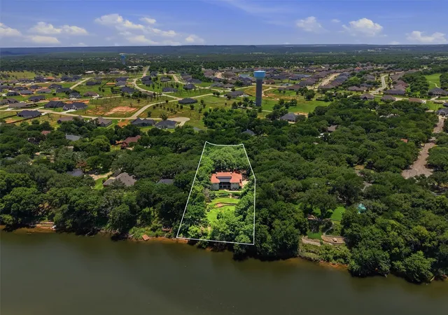 Photo 2 of Single family home for sale at 6710 Westover Dr, Granbury, TX 76049 | MLS# 21317746 | Listing updated on 2026-08-26