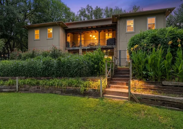Photo 4 of Single family home for sale at 6710 Westover Dr, Granbury, TX 76049 | MLS# 21317746 | Listing updated on 2026-10-05