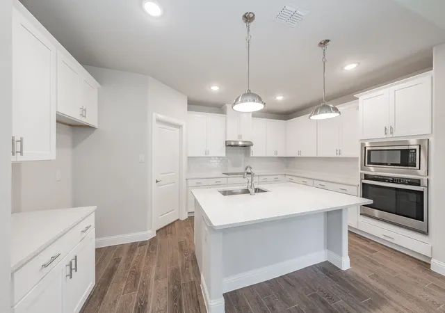 Photo 4 of Single family home for sale at 241 Gardenia Dr, Azle, TX 76020 | MLS# 21316031 | Listing updated on 2026-08-05