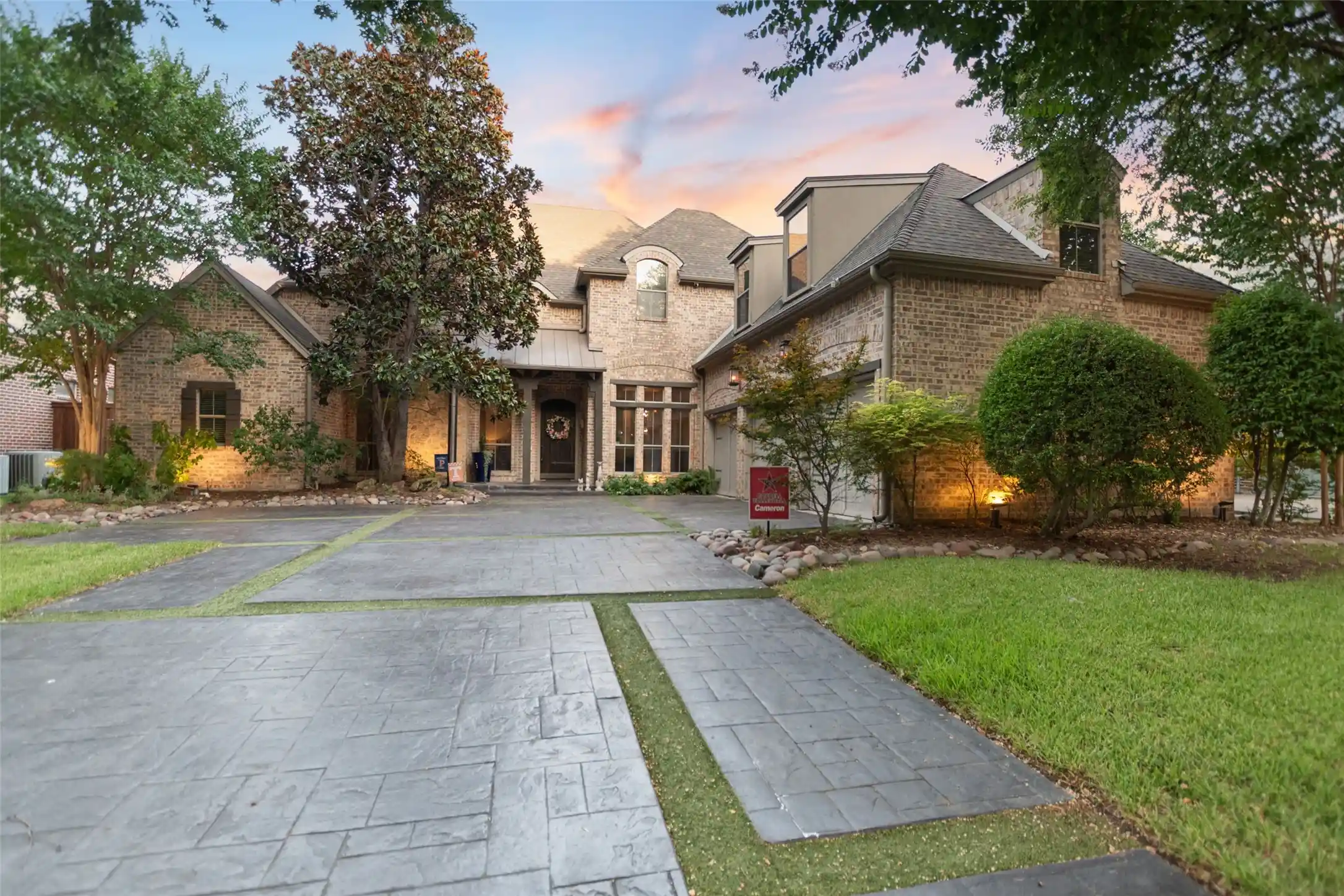 Photo 1 of Sale Pending at 726 Armstrong Blvd, Coppell, TX 75019 | MLS# 21315487 | Listing updated on 2026-10-16