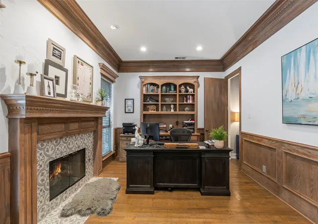 Photo 4 of Single family home for sale at 726 Armstrong Blvd, Coppell, TX 75019 | MLS# 21315487 | Listing updated on 2026-10-03