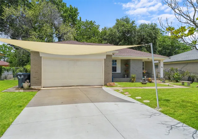Photo 3 of Single family home for sale at 9209 Palisade Dr, Dallas, TX 75217 | MLS# 21316658 | Listing updated on 2026-08-22