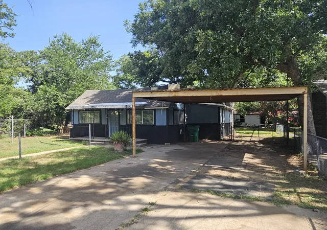 Homes for sale in Haltom City, TX | 4021 Hollis St, Haltom City, TX 76111 | MLS# 21316621