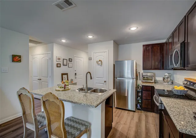 Photo 3 of Single family home for sale at 1411 Hemphill St, Greenville, TX 75401 | MLS# 21318001 | Listing updated on 2026-08-28