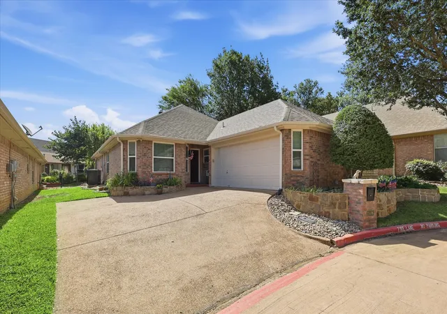 Photo 1 of Single family home for sale at 1506 Fiori Wy, Euless, TX 76039 | MLS# 21315776 | Listing updated on 2026-07-18