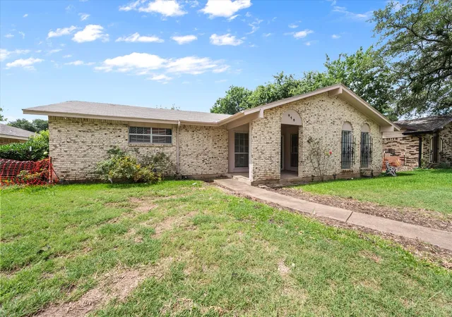 Homes for sale in Duncanville, TX | 410 Charlotte St, Duncanville, TX 75137 | MLS# 21317593