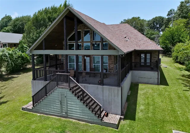 Photo 3 of Single family home for sale at 108 The Lee Wy, Gun Barrel City, TX 75156 | MLS# 21316595 | Listing updated on 2026-08-04