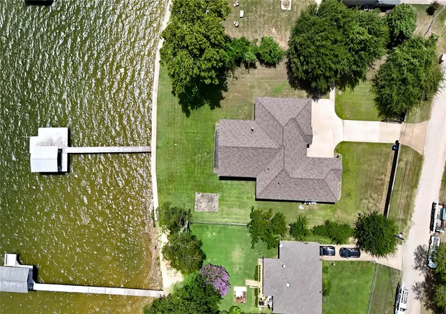 Photo 3 of Single family home for sale at 108 The Lee Wy, Gun Barrel City, TX 75156 | MLS# 21316595 | Listing updated on 2026-08-04