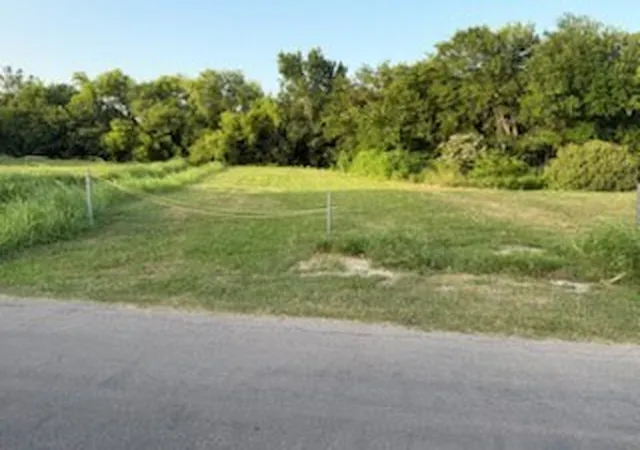 Photo 1 of Land for sale at 891 Lakeside Dr, Rockwall, TX 75032 | MLS# 21317890 | Listing updated on 2026-07-19