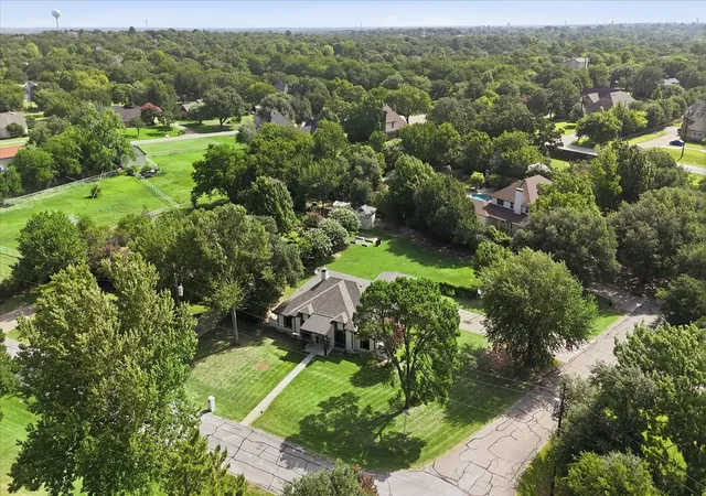 Photo 39 of Single family home for sale at 205 N Forest Ln, Double Oak, TX 75077 | MLS# 21317309 | Listing updated on 2026-10-07