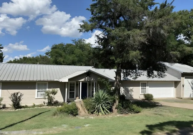 Photo 1 of Single family home for sale at 9217 Indian Trl, Rio Vista, TX 76093 | MLS# 21316813 | Listing updated on 2026-08-22
