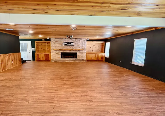 Photo 3 of Single family home for sale at 9217 Indian Trl, Rio Vista, TX 76093 | MLS# 21316813 | Listing updated on 2026-08-22