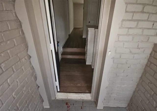 Photo 3 of Sale Pending at 1712 Yolanda Dr, Fort Worth, TX 76112 | MLS# 21309276 | Listing updated on 2026-08-22