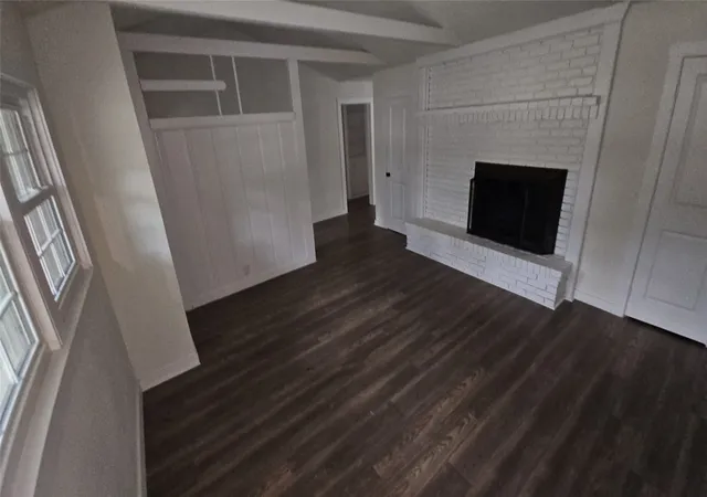 Photo 4 of Sale Pending at 1712 Yolanda Dr, Fort Worth, TX 76112 | MLS# 21309276 | Listing updated on 2026-08-22