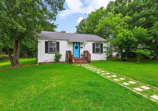22nd image of 1718 N Shannon St, Sherman, TX 75092 | MLS# 21314228