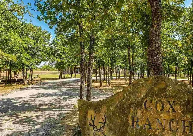 Homes for sale in Bowie, TX | 499 Ford Rd, Bowie, TX 76230 | MLS# 21295634