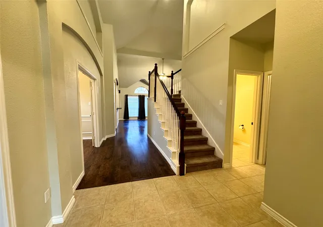 Photo 3 of Single family home for sale at 7116 Top Rail Run, Fort Worth, TX 76179 | MLS# 21316218 | Listing updated on 2026-08-18