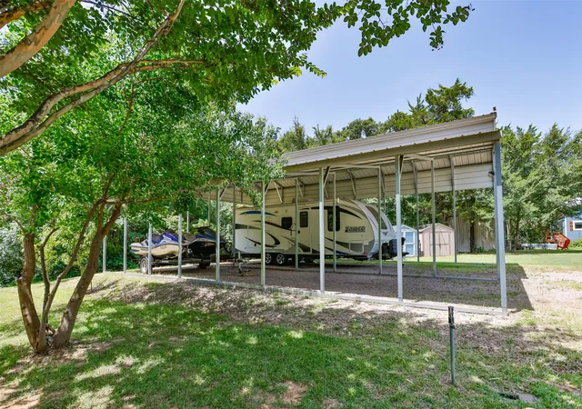 Homes for sale in Gordonville, TX | 16 Park Tree Ln, Gordonville, TX 76245 | MLS# 21317169