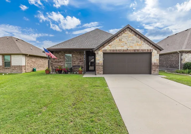 Homes for sale in Greenville, TX | 8822 Kiowa Dr, Greenville, TX 75402 | MLS# 21317495