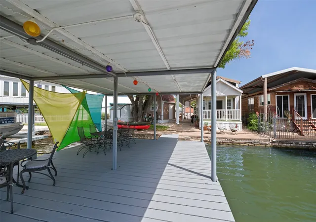 Photo 4 of Single family home for sale at 505 Brazos Harbor Dr, Granbury, TX 76048 | MLS# 21316636 | Listing updated on 2026-09-30