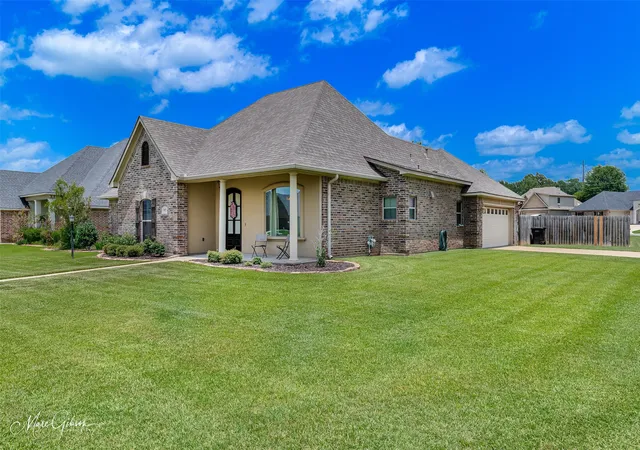 2nd image of 815 Eagles Nest, Haughton, LA 71037 | MLS# 21316615