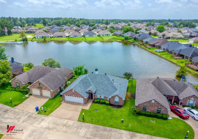 Photo 3 of Sale Pending at 2015 Meadow Bnd, Shreveport, LA 71118 | MLS# 21317722 | Listing updated on 2026-10-05