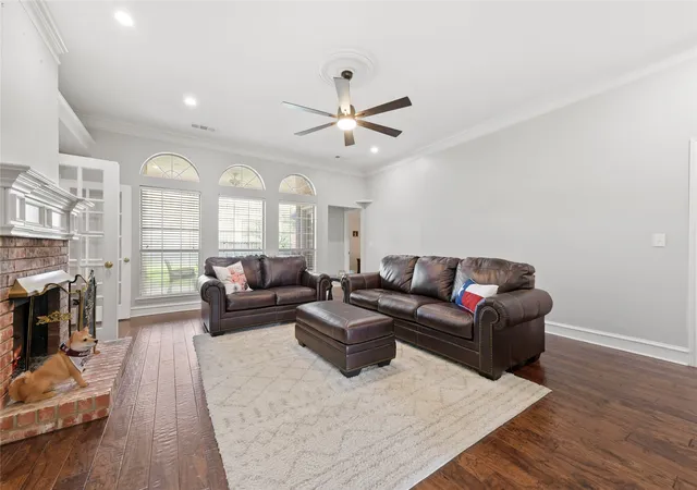 Photo 4 of Sale Pending at 1010 Westgate Dr, Farmersville, TX 75442 | MLS# 21318258 | Listing updated on 2026-07-22