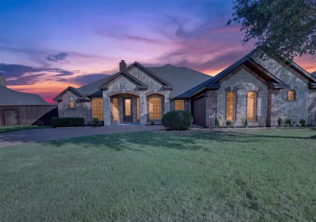 Homes for sale in Justin, TX | 308 Hardeman Blvd, Justin, TX 76247 | MLS# 21318321
