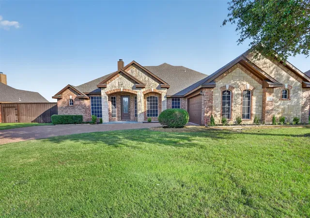Homes for sale in Justin, TX | 308 Hardeman Blvd, Justin, TX 76247 | MLS# 21318321