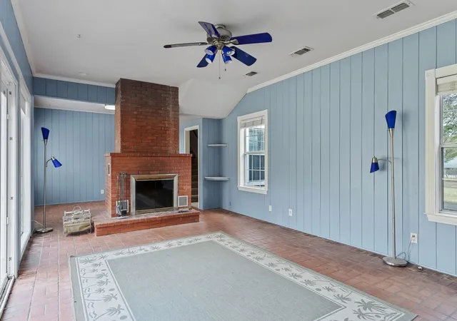 Photo 3 of Single family home for sale at 4120 E Interstate 30, Campbell, TX 75422 | MLS# 21318253 | Listing updated on 2026-08-29