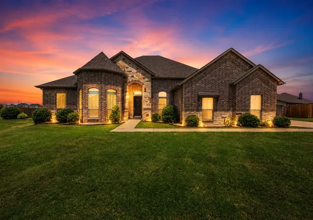 Photo 1 of Single family home for sale at 413 Green Ct, Nevada, TX 75173 | MLS# 21318337 | Listing updated on 2026-08-29