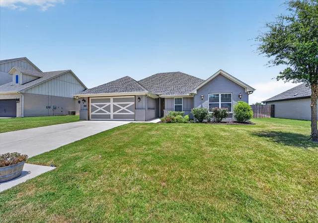 Photo 1 of Single family home for sale at 218 Rees Ave, Godley, TX 76044 | MLS# 21316652 | Listing updated on 2026-07-06