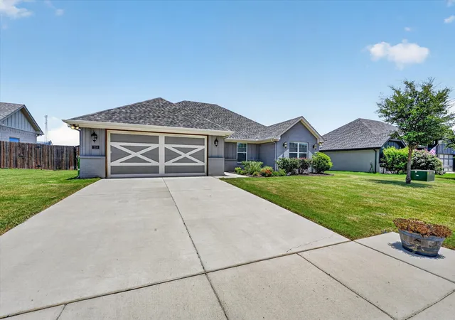 Photo 2 of Single family home for sale at 218 Rees Ave, Godley, TX 76044 | MLS# 21316652 | Listing updated on 2026-07-06