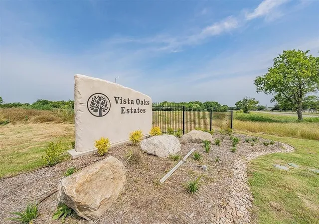 1st image of 4172 Willow Oak Bend, Royse City, TX 75189 | MLS# 21318419