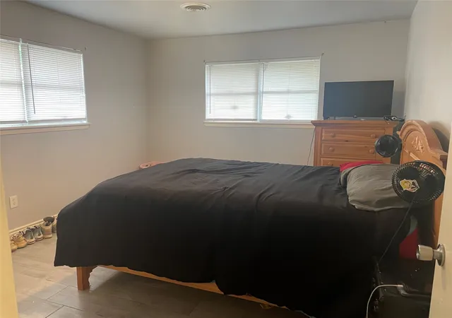 Photo 4 of Single family home for sale at 236 Hallbrook Dr, Fort Worth, TX 76134 | MLS# 21309955 | Listing updated on 2026-07-22