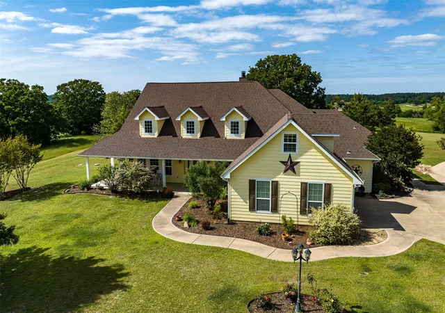 Photo 3 of Single family home for sale at 5270 Saddle Ridge Ct, Athens, TX 75752 | MLS# 21313838 | Listing updated on 2026-07-08