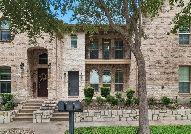 Photo 1 of Townhouse for sale at 5566 Grosseto Dr, Frisco, TX 75034 | MLS# 21318363 | Listing updated on 2026-08-04